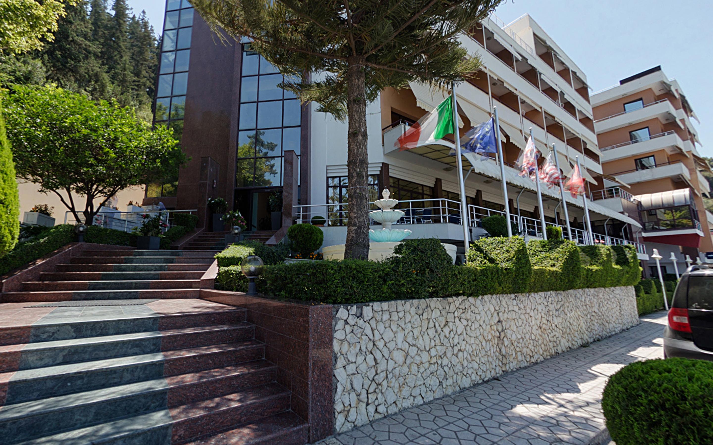 Hotel New York Vlore Exterior photo